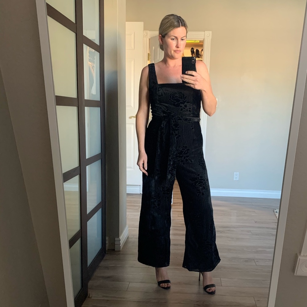 Black Velvet Anthropologie Jumpsuit w/waist tie